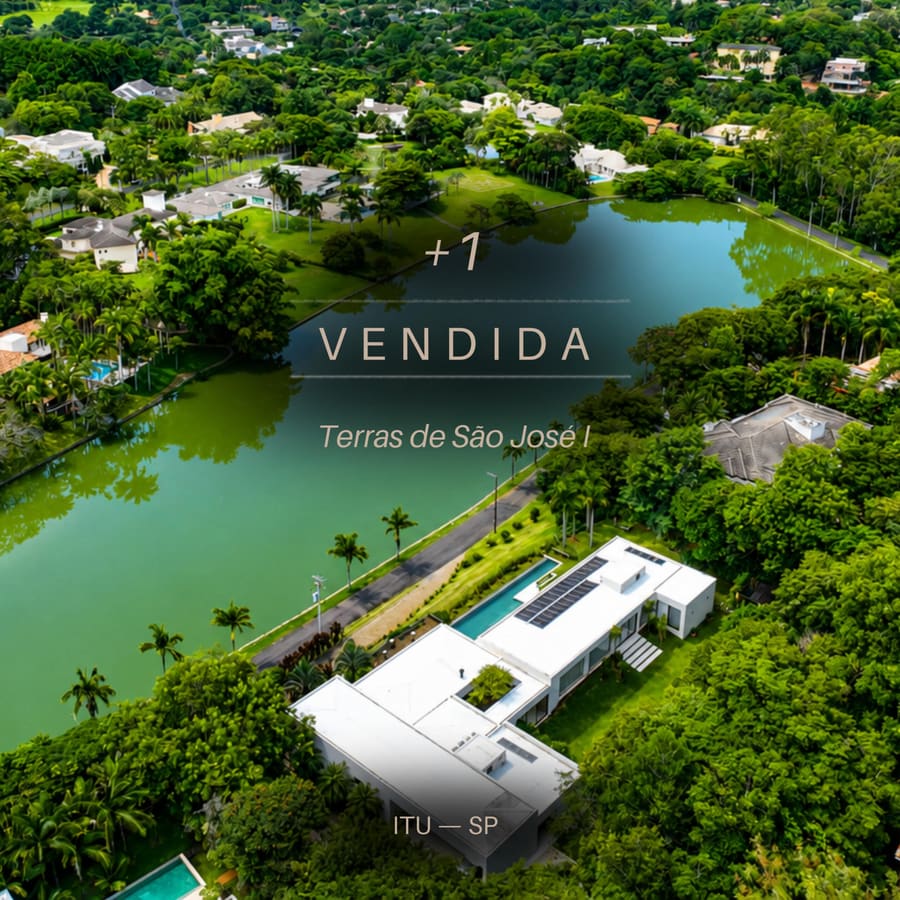 Mais um imóvel comercializado com sucesso pela L Martinelli. No Terras de São José I, esta residência representa o encontro entre arquitetura contemporânea, nat
