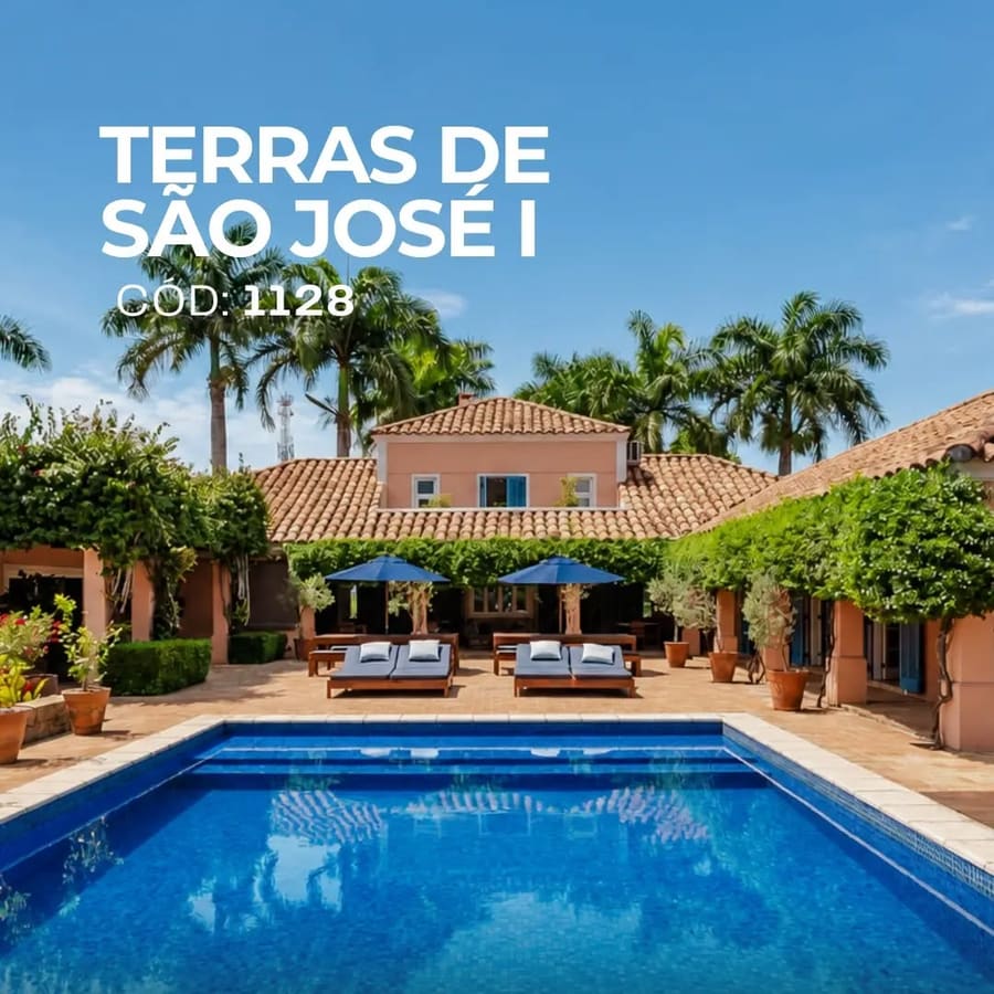 Exclusividade, sofisticação e uma conexão privilegiada com a natureza. Implantada em dois lotes que somam mais de 4.000 m², esta residência se destaca pela arqu