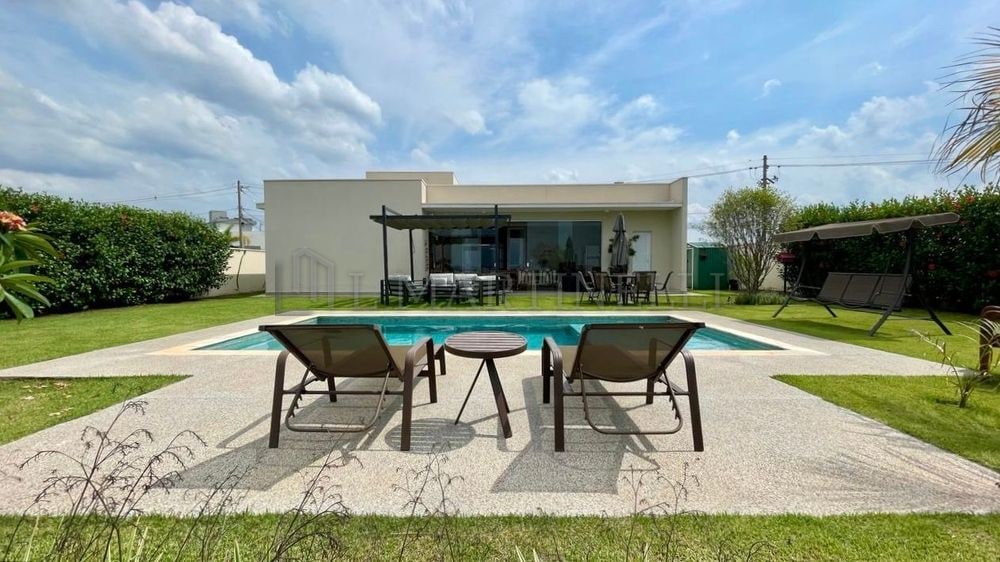 Casa — Parque Ytu Xapada  · Itu