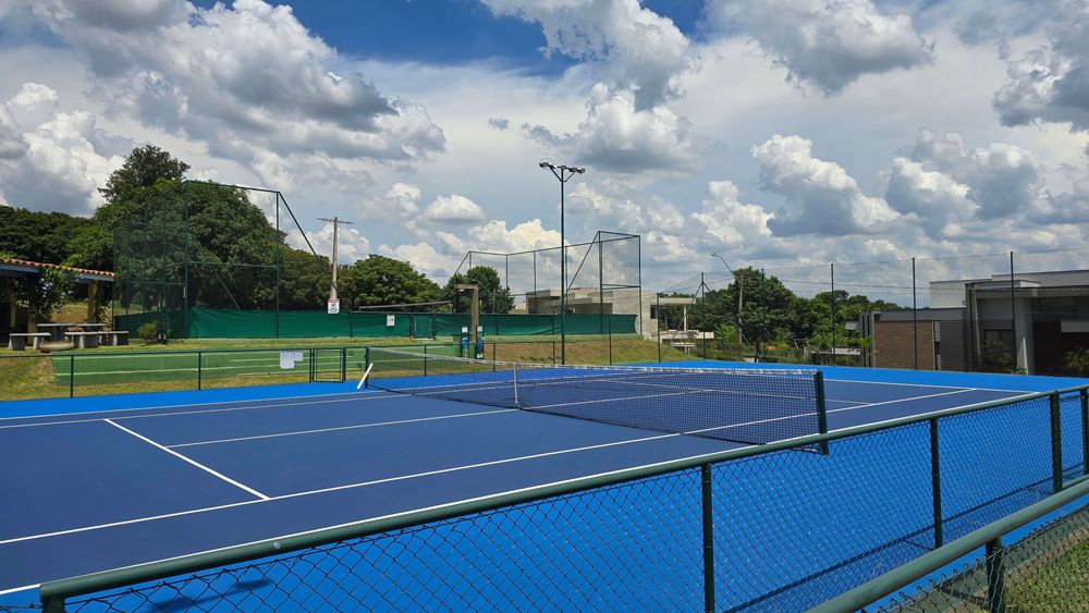 Quadra de Tênis — Fazenda Kurumin